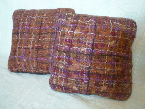 Felt Cushion Pair - Image 3