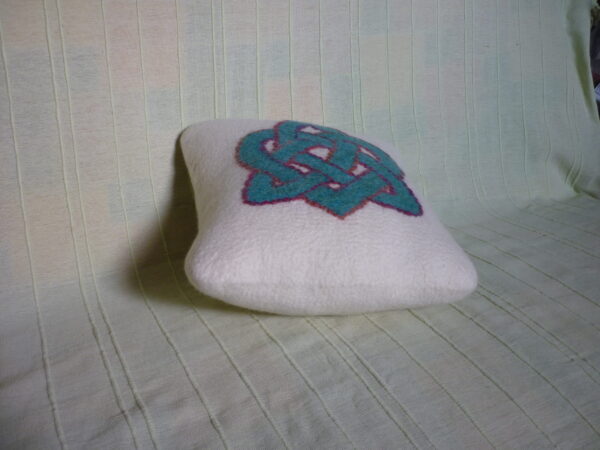 Felt Cushion Celtic Love Heart - Image 5