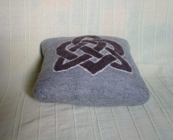 Felt Cushion Celtic Love Heart - Image 4
