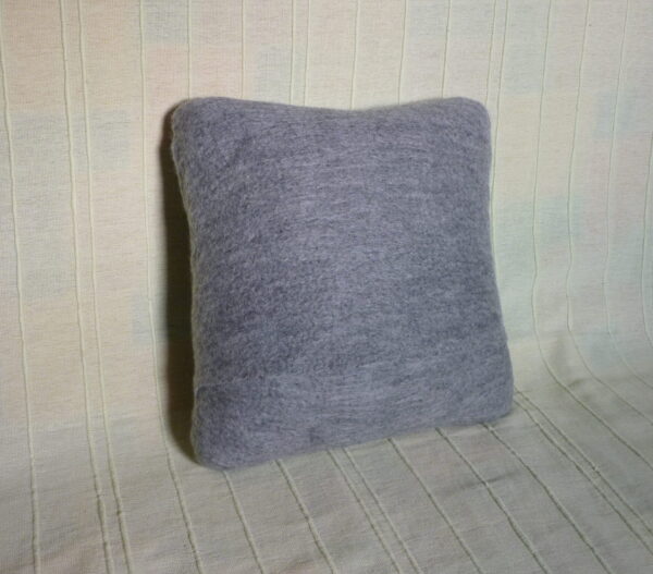 Felt Cushion Celtic Love Heart - Image 5