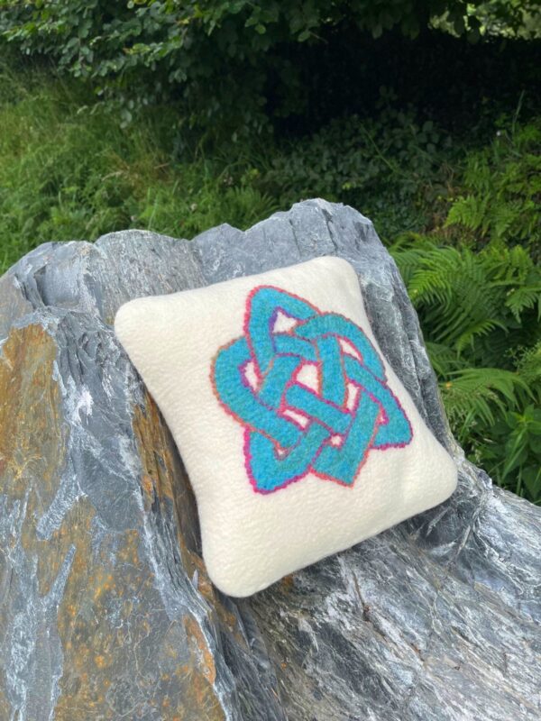 Felt Cushion Celtic Love Heart - Image 3