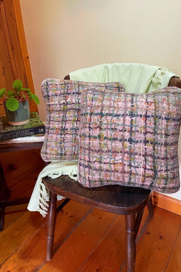 Felt Cushion Pair
