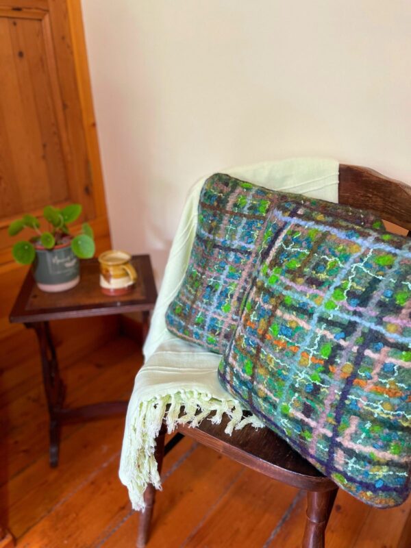 Felt Cushion Pair